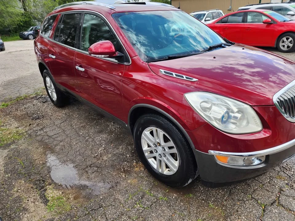 2009 Buick Enclave - Image 2 of 8