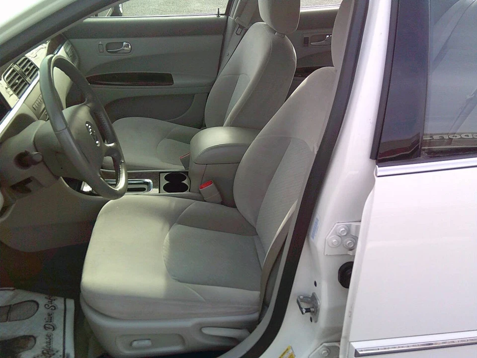 2009 Buick LaCrosse - Image 15 of 21