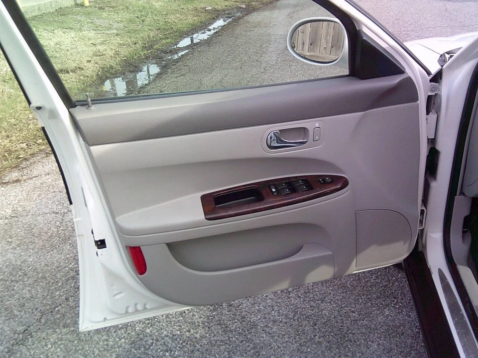 2009 Buick LaCrosse - Image 12 of 21