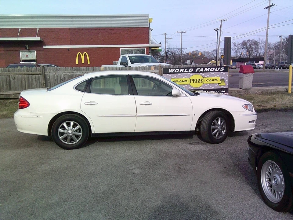 2009 Buick LaCrosse - Image 9 of 21