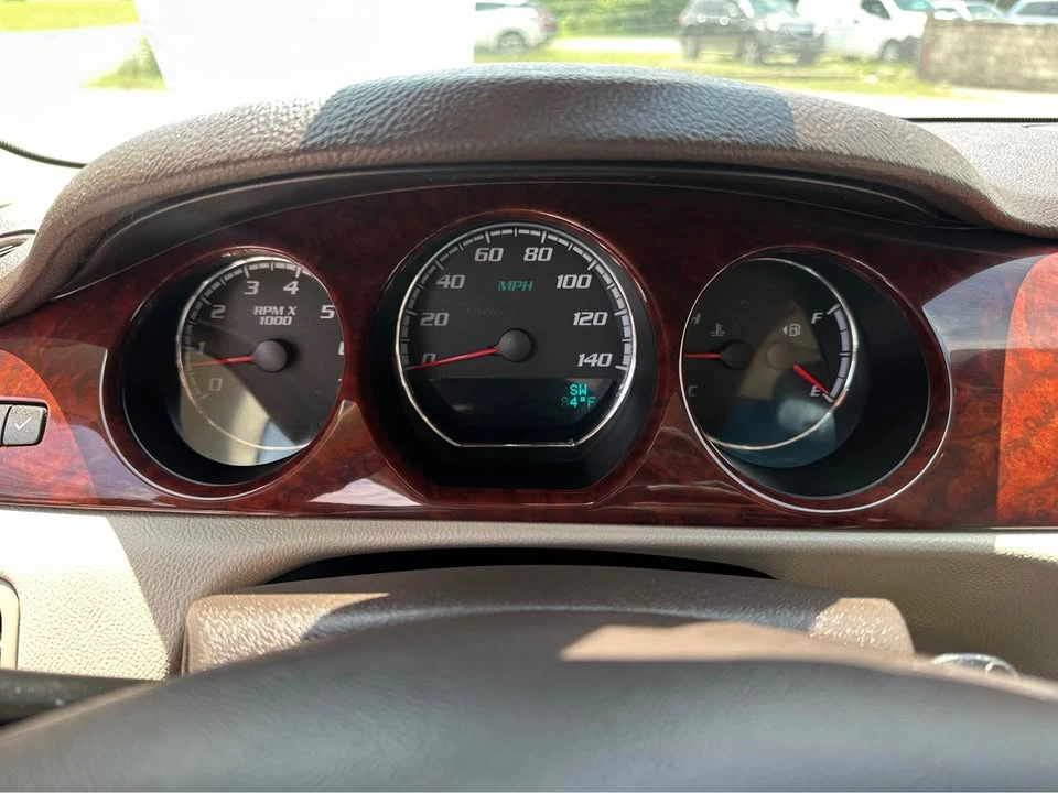 2009 Buick Lucerne - Image 9 of 14
