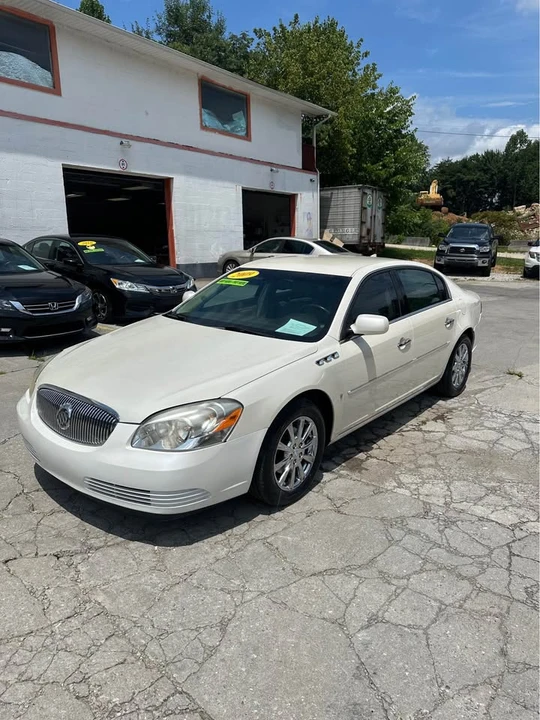 2009 Buick Lucerne - Image 3 of 14