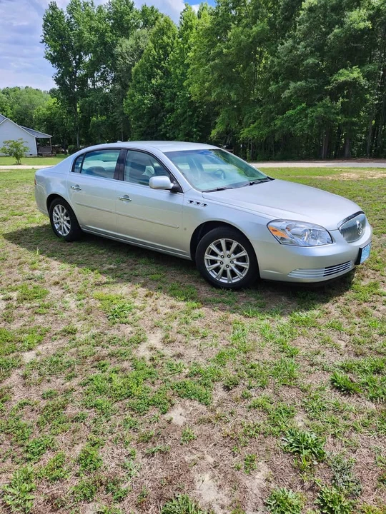 2009 Buick Lucerne - Image 2 of 9