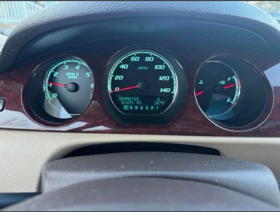2009 Buick Lucerne - Image 14 of 16