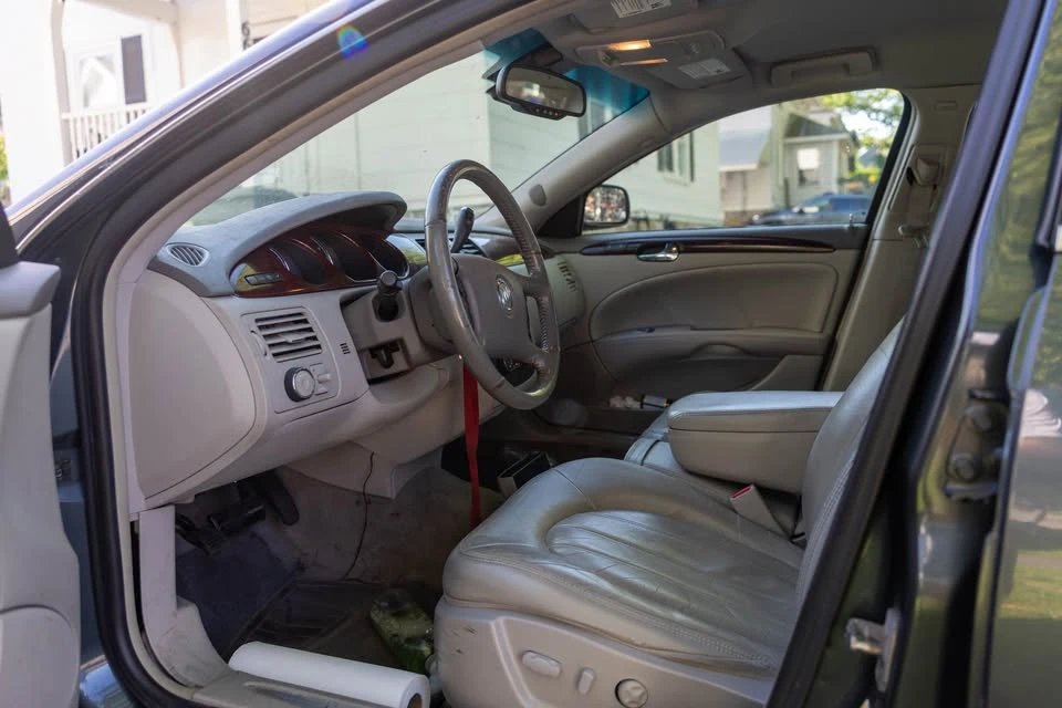 2009 Buick Lucerne - Image 12 of 19