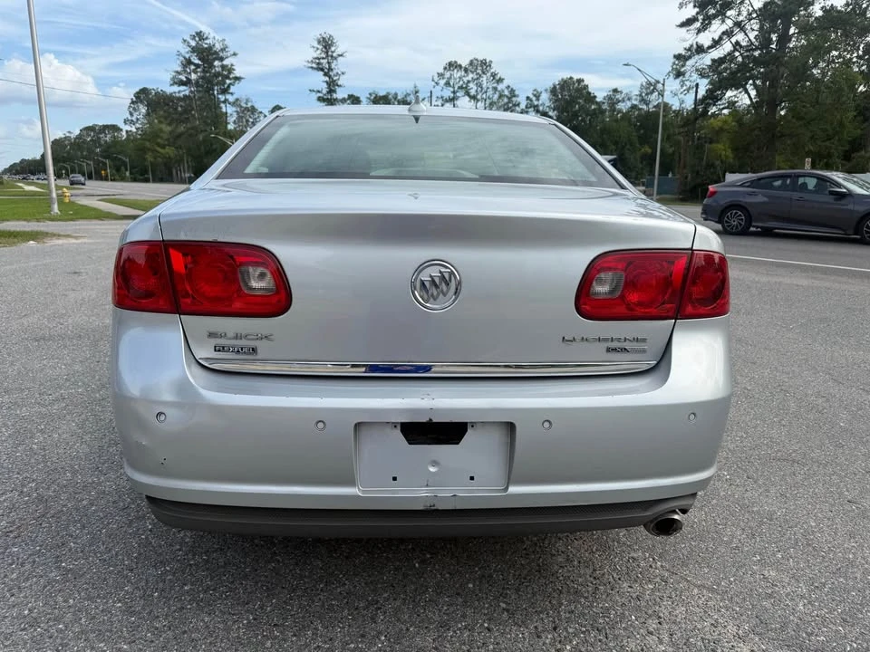 2009 Buick Lucerne - Image 5 of 8