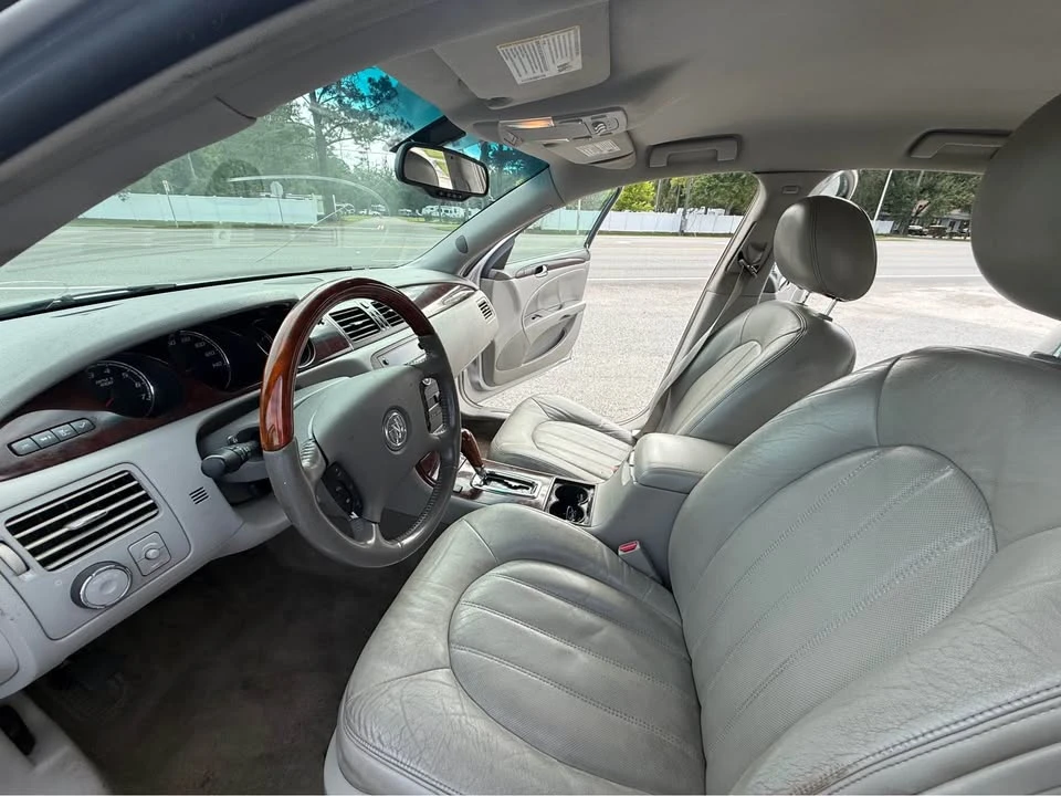 2009 Buick Lucerne - Image 7 of 8