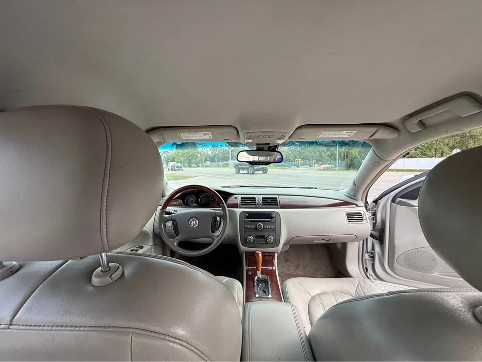 2009 Buick Lucerne - Image 6 of 8