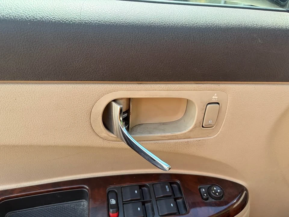 2009 Buick LaCrosse - Image 7 of 9