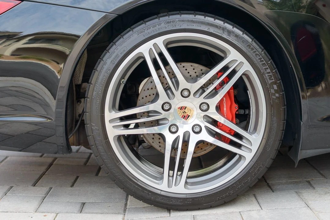 2009 Porsche 997 Carrera S - Image 15 of 30