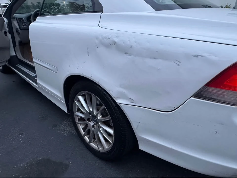 2009 Volvo C70 2nd Gen - Image 6 of 10