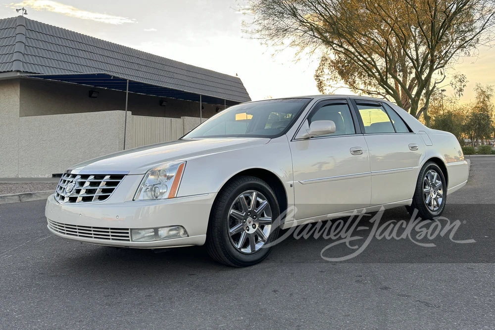 2009 Cadillac DTS - Image 12 of 12