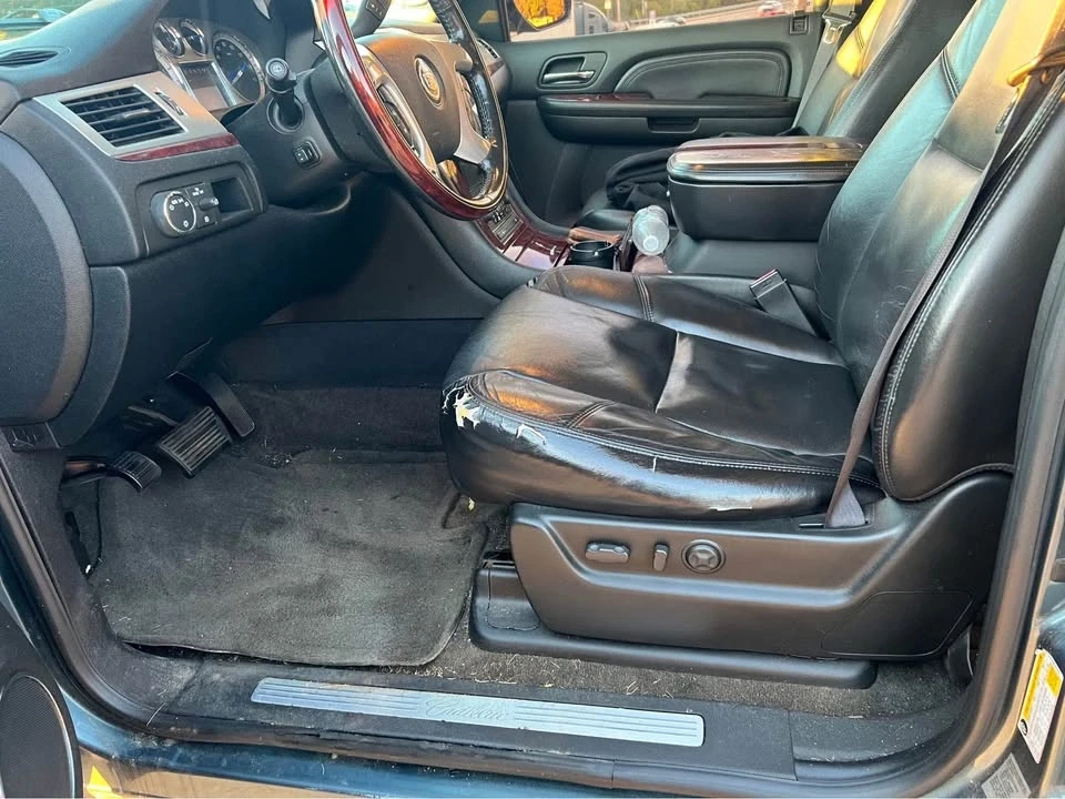 2009 Cadillac Escalade & EXT 3rd Gen - Image 9 of 9