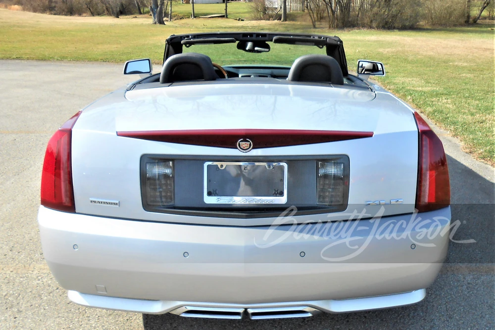 2009 Cadillac XLR - Image 17 of 20