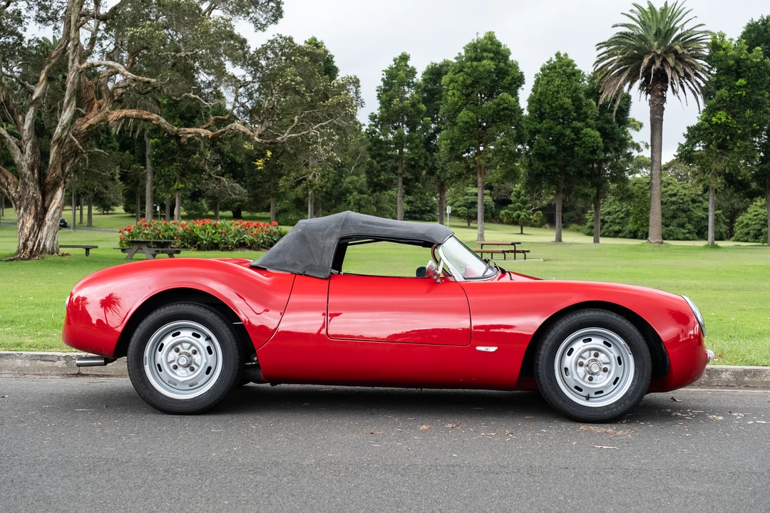 2009 Porsche 550 - Image 13 of 31