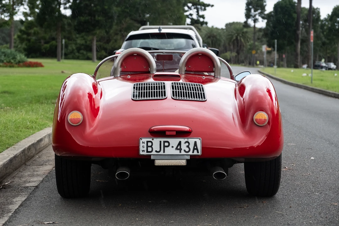 2009 Porsche 550 - Image 7 of 31