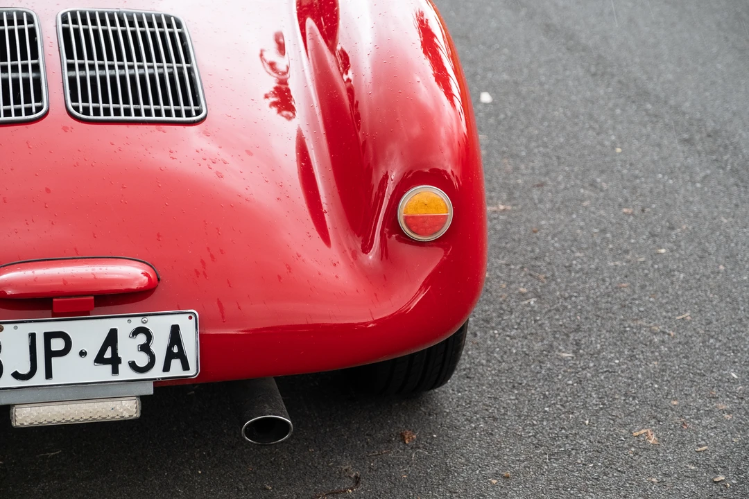 2009 Porsche 550 - Image 29 of 31