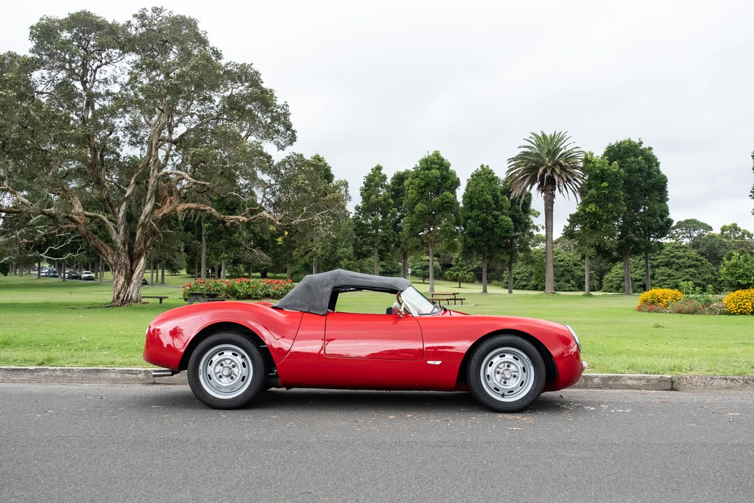 2009 Porsche 550 - Image 18 of 31