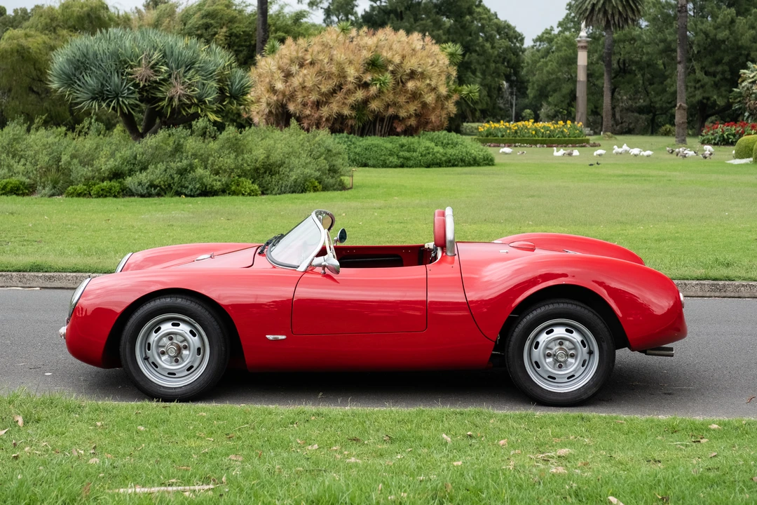 2009 Porsche 550 - Image 9 of 31