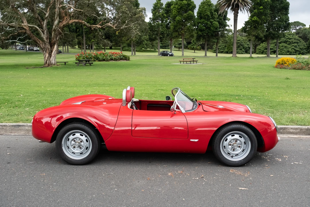 2009 Porsche 550 - Image 19 of 31