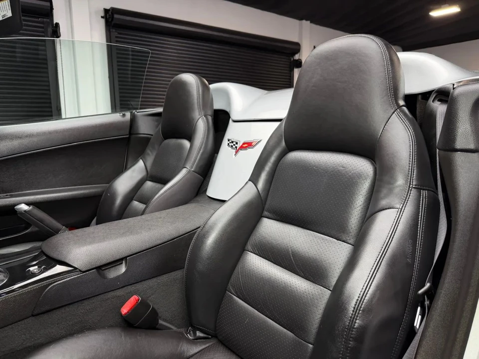 2009 Chevrolet Corvette C6 - Image 24 of 31
