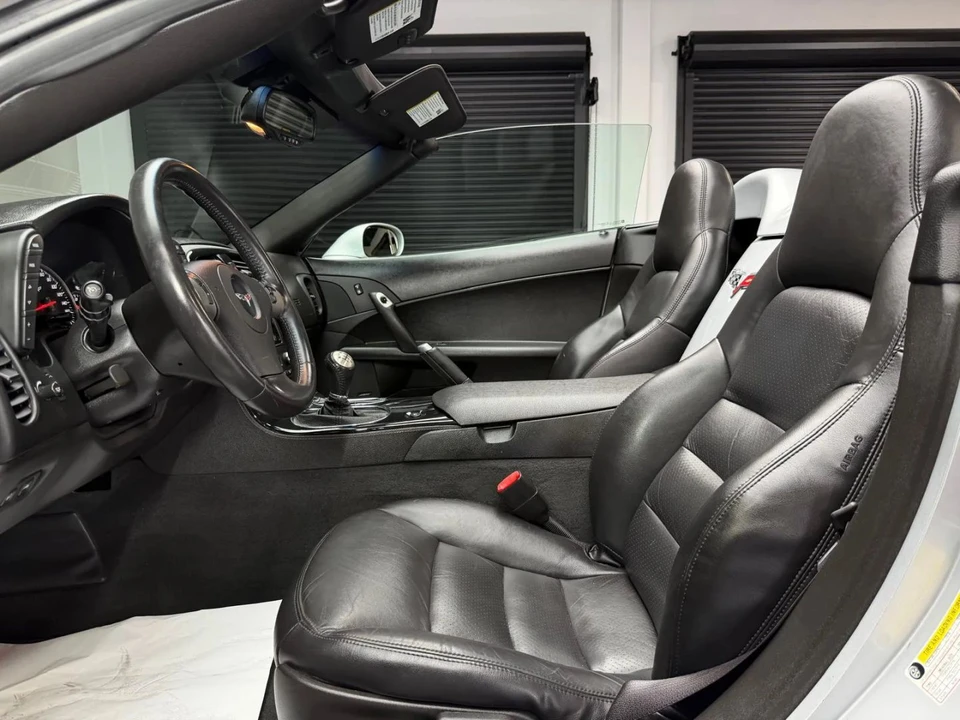 2009 Chevrolet Corvette C6 - Image 23 of 31