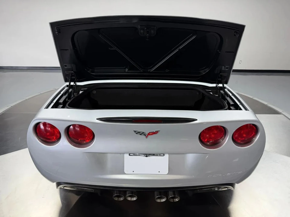 2009 Chevrolet Corvette C6 - Image 13 of 31