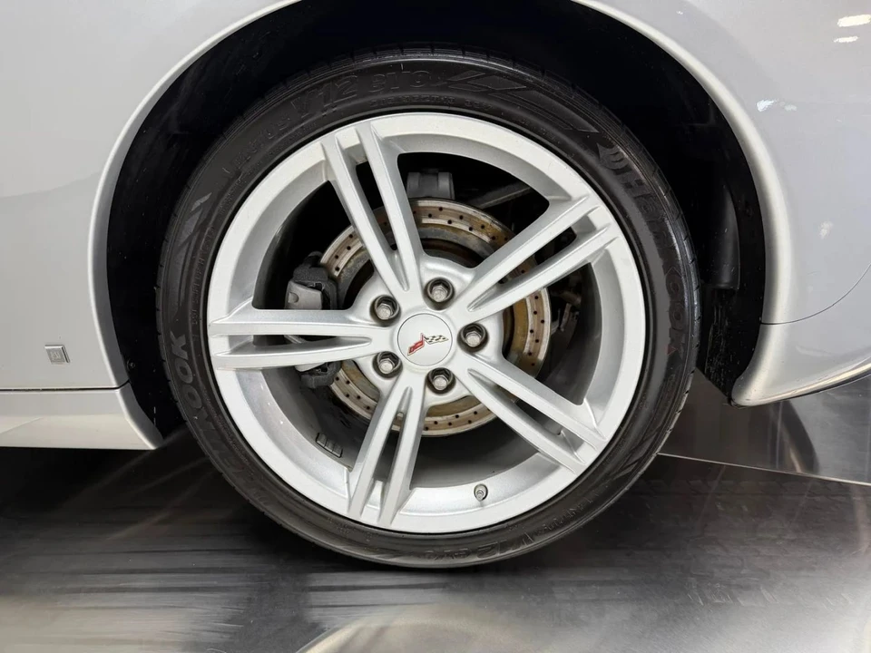 2009 Chevrolet Corvette C6 - Image 7 of 31