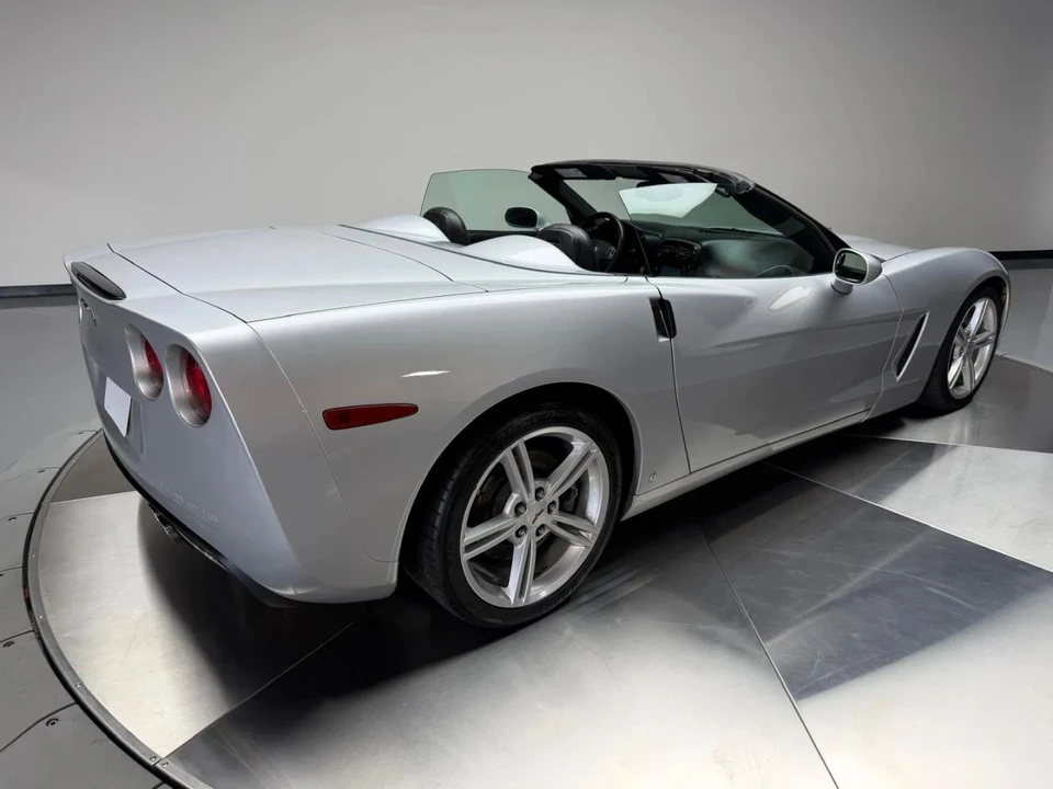 2009 Chevrolet Corvette C6 - Image 2 of 31