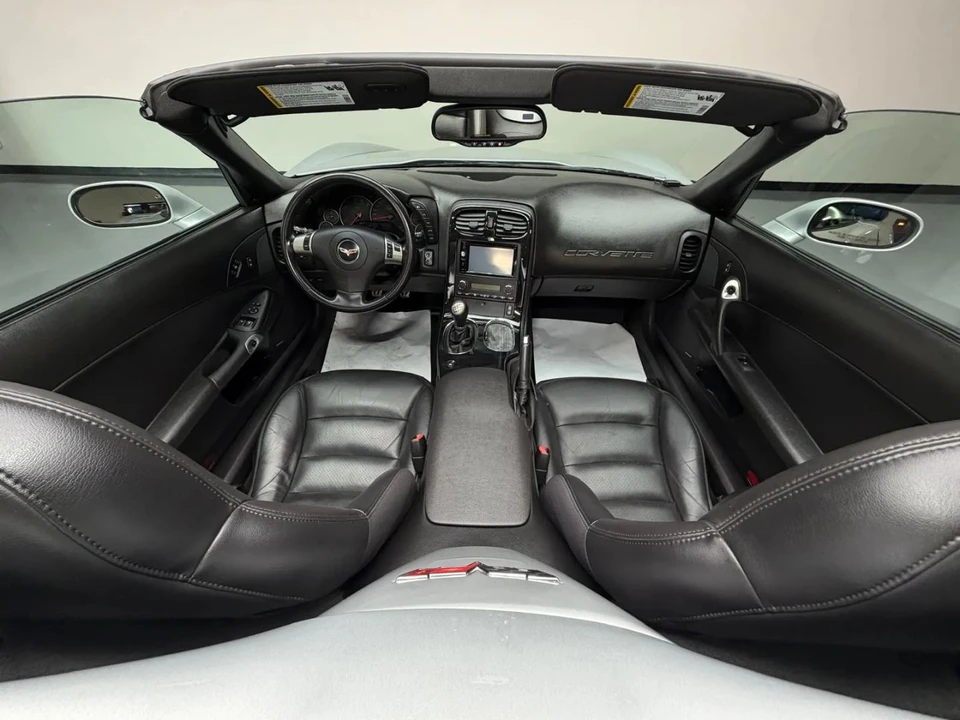 2009 Chevrolet Corvette C6 - Image 15 of 31