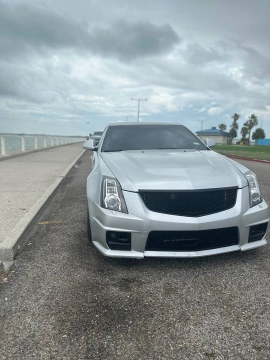2009 Cadillac CTS-V 2nd Gen - Image 2 of 8