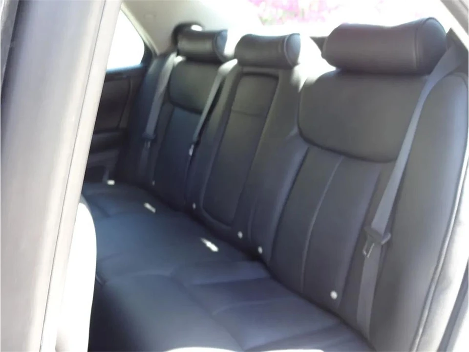 2009 Cadillac - Image 30 of 31