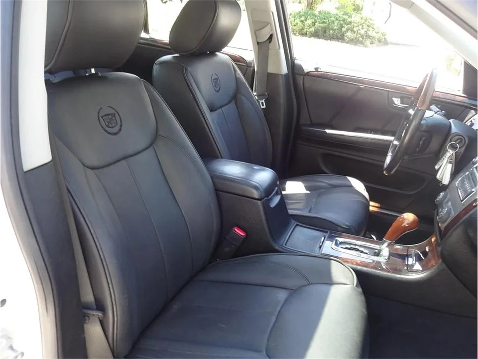 2009 Cadillac - Image 27 of 31