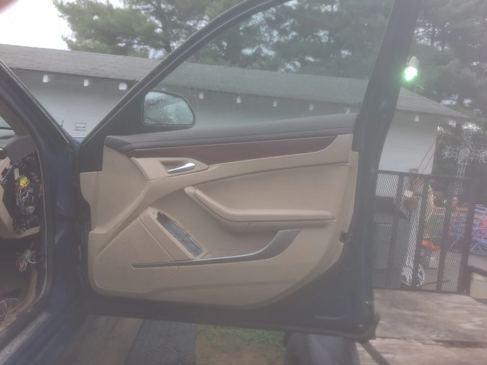 2009 Cadillac CTS 2nd Gen - Image 15 of 26
