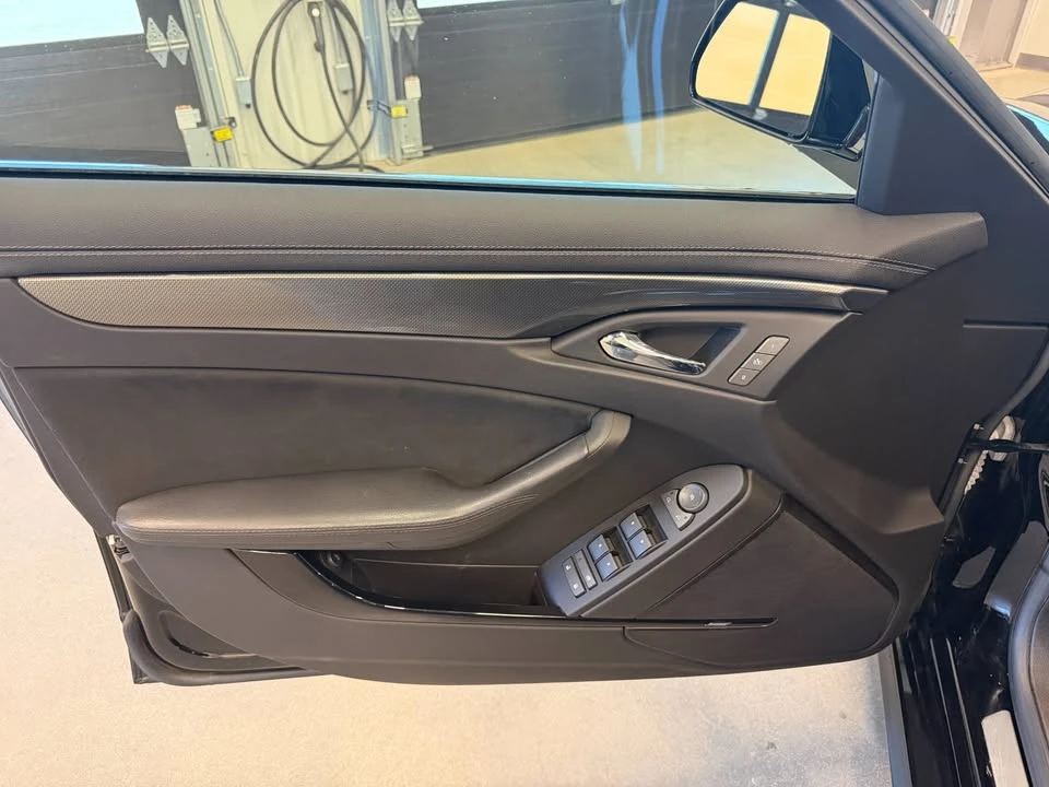 2009 Cadillac CTS-V 2nd Gen - Image 12 of 20