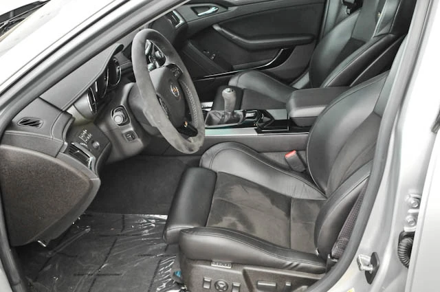 2009 Cadillac CTS-V 2nd Gen - Image 4 of 5