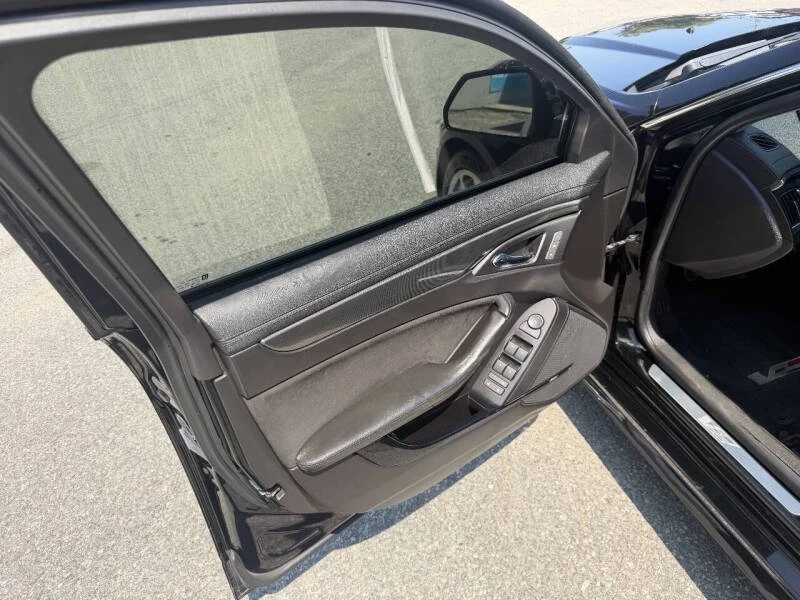 2009 Cadillac CTS-V 2nd Gen - Image 9 of 15