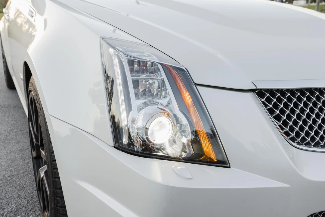 2009 Cadillac CTS-V 2nd Gen - Image 17 of 31