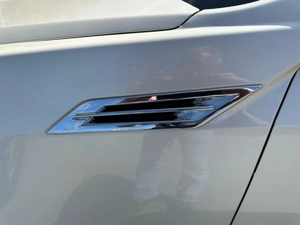 2009 Cadillac CTS-V 2nd Gen - Image 23 of 31