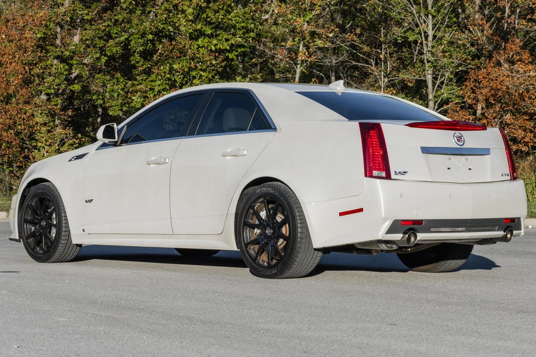 2009 Cadillac CTS-V 2nd Gen - Image 4 of 31