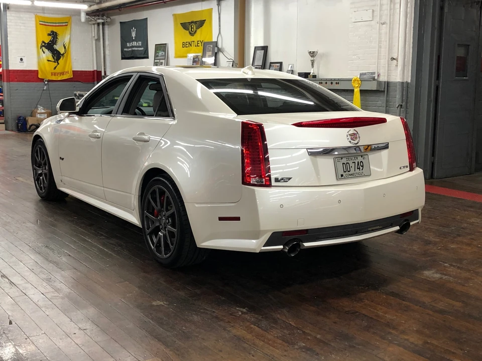 2009 Cadillac CTS-V 2nd Gen - Image 22 of 31