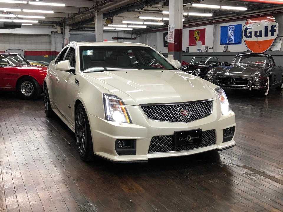 2009 Cadillac CTS-V 2nd Gen - Image 15 of 31