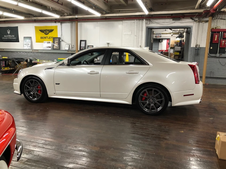 2009 Cadillac CTS-V 2nd Gen - Image 23 of 31