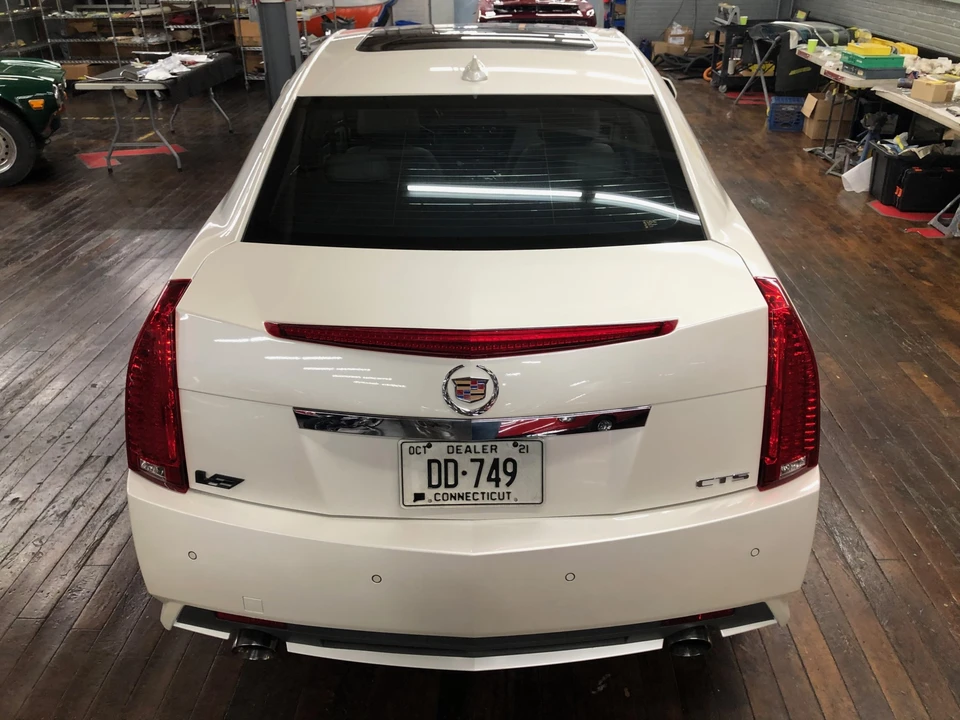 2009 Cadillac CTS-V 2nd Gen - Image 27 of 31