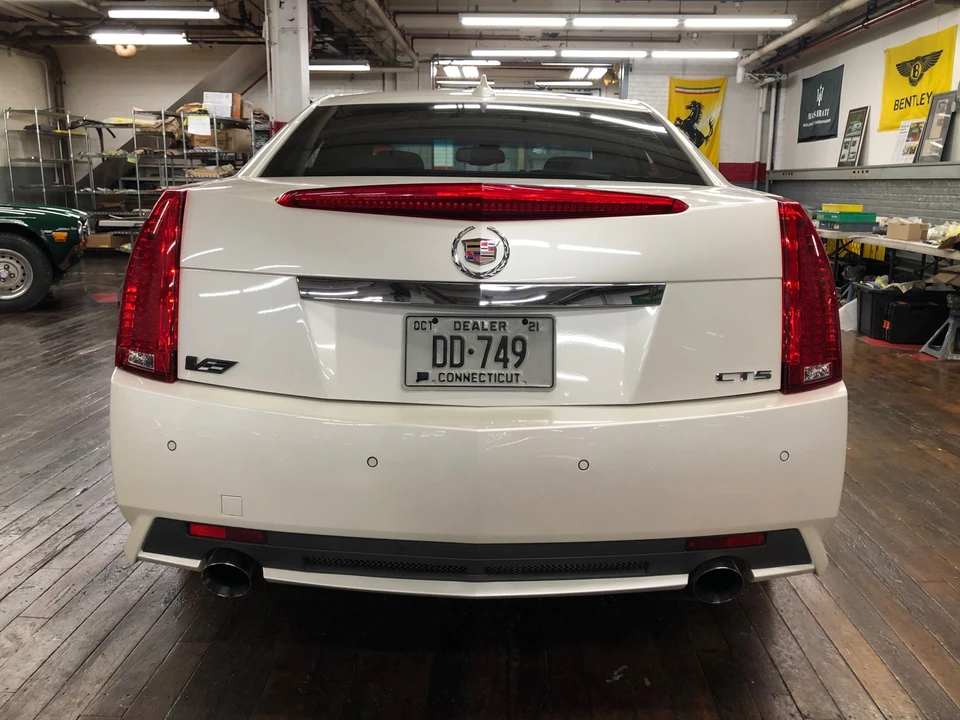 2009 Cadillac CTS-V 2nd Gen - Image 28 of 31