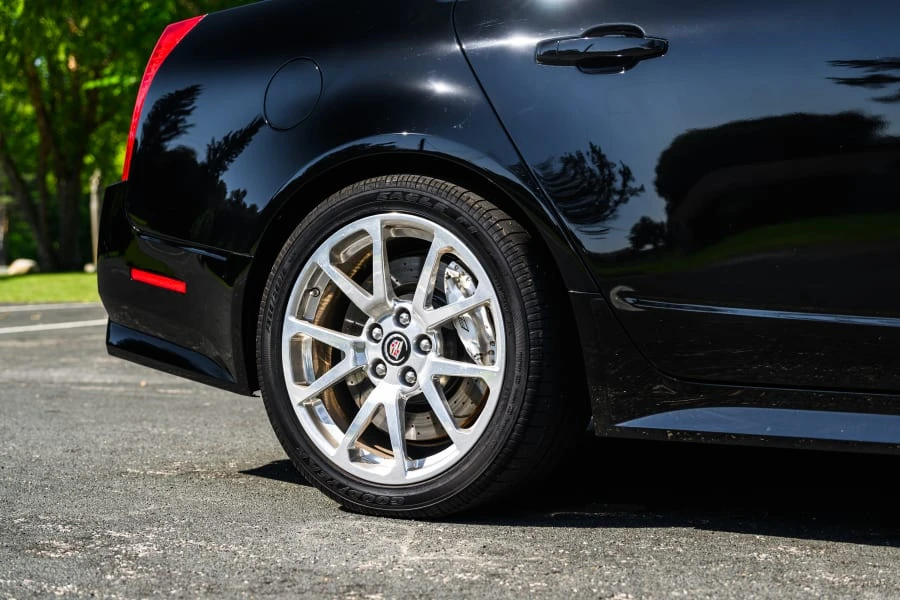 2009 Cadillac CTS-V 2nd Gen - Image 27 of 31
