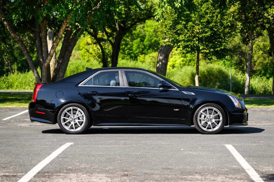 2009 Cadillac CTS-V 2nd Gen - Image 10 of 31