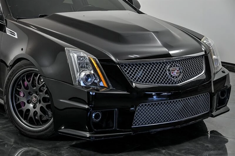 2009 Cadillac CTS-V 2nd Gen - Image 2 of 29