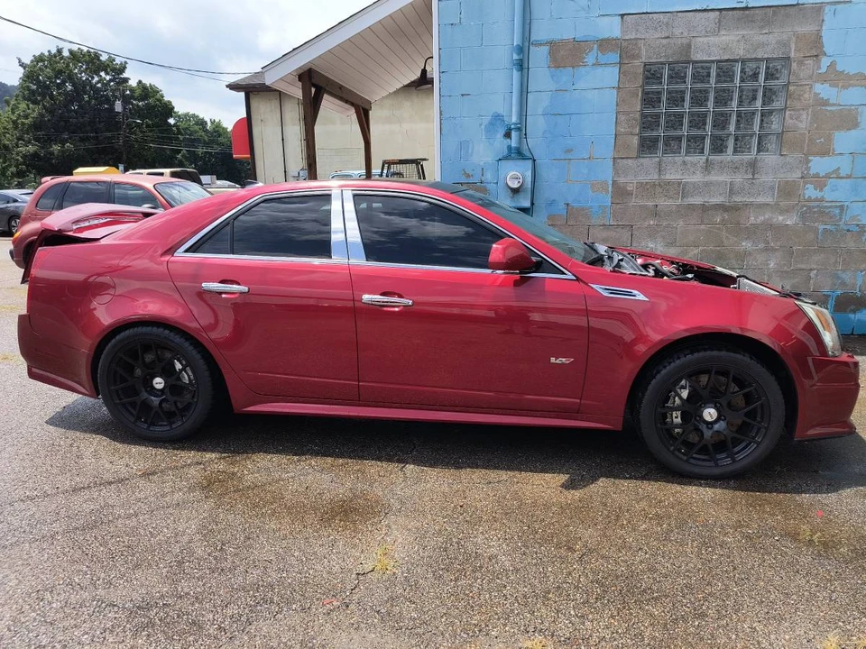 2009 Cadillac CTS-V 2nd Gen - Image 5 of 6