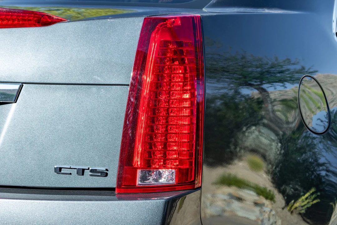2009 Cadillac CTS-V 2nd Gen - Image 23 of 31